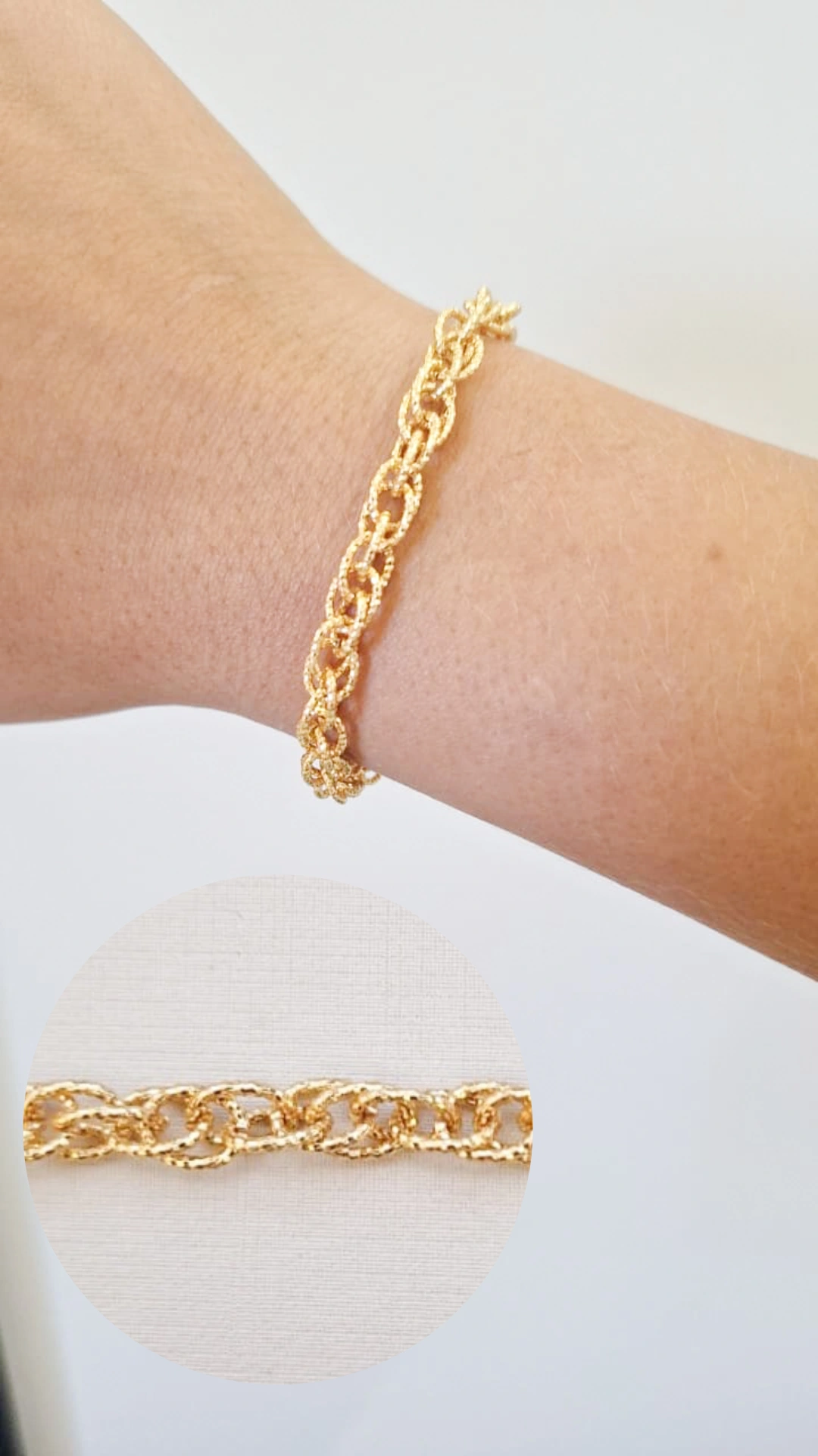 Pulseira Torcida Fio Trabalhado Ouro 18 k