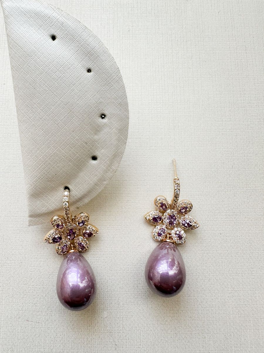 Festa Luxuoso Lilas com Gota Lilás Banho Ouro 18k