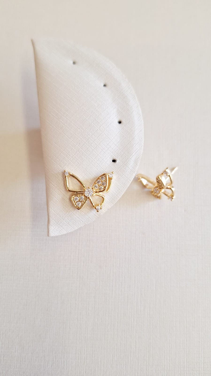Borboleta Vazado e Cravejado  Ouro 18 k