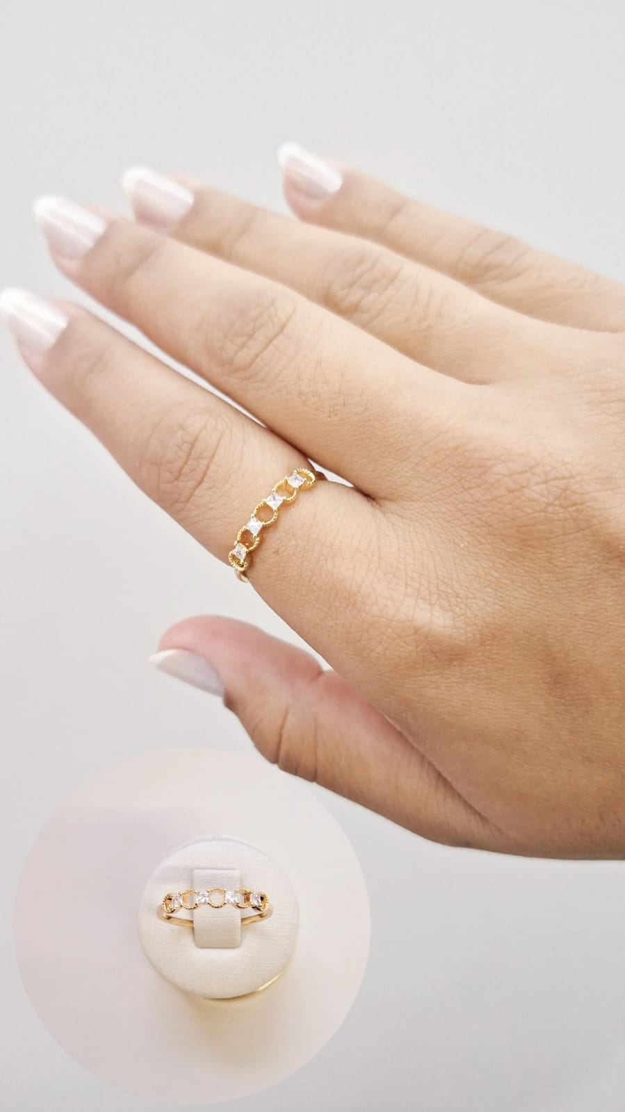 Circulo Vazado Com Quadrado Cristal Ouro 18 k