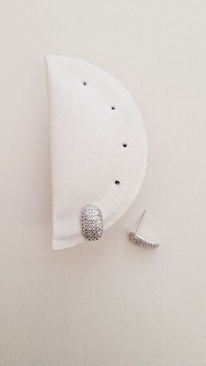 Mini Oval Diamond Todo Cravejado Julho Ródio Branco