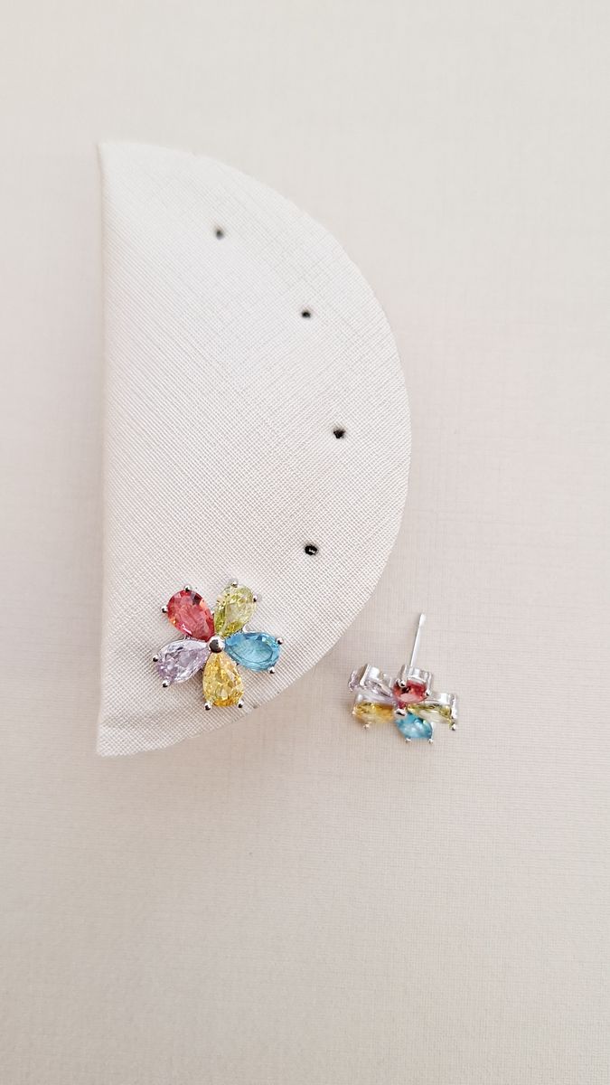 Flor De Cristais Coloridas  Ródio Branco