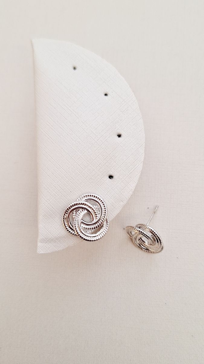 3 Argolas Entrelaçadas Lisas  Ródio Branco
