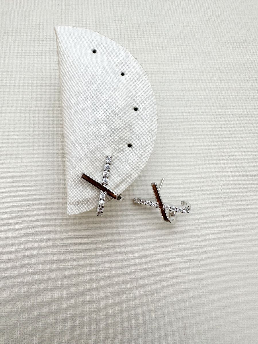 X Linha Lisa e Linha Cravejada  Ródio Branco