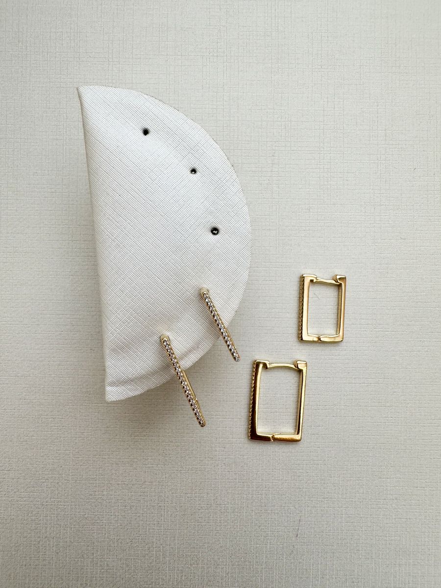 Dupla Argola Quadrada Linha Cravejada Cristal Ouro 18 k