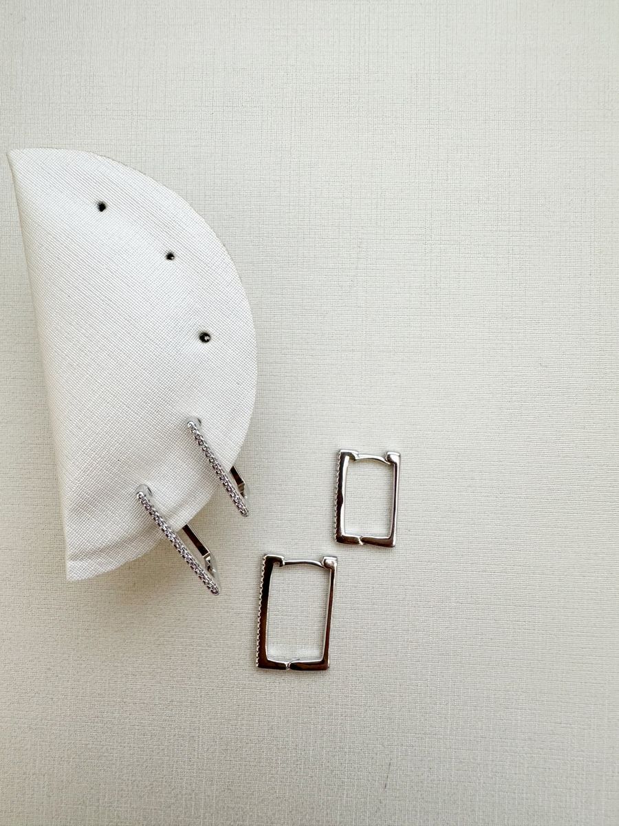 Dupla Argola Quadrada Linha Cravejada Cristal Ródio Branco