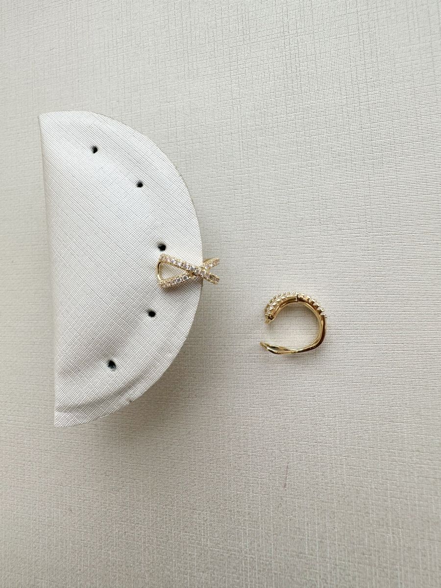 Piercing X Zirconias Cristais Banho Ouro 18k