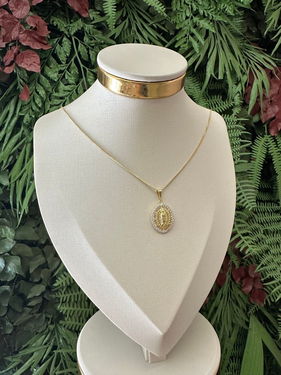 Colar Nossa Senhora das Graças Borda Cravejada Ouro 18 k