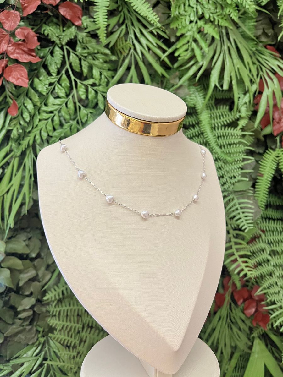 Choker Elos e Pérola Coração furo vertical Ródio Branco