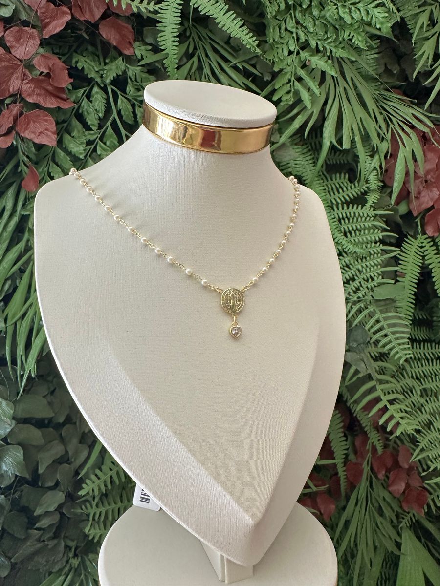 Colar Pérolas e Medalha de São Bento Ouro 18 k