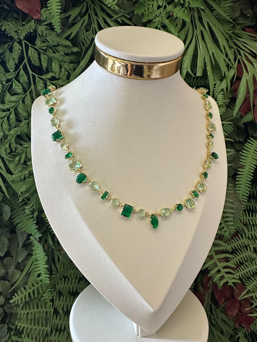Colar Inspiracao Pedra de Vidro Tons Verde Ouro 18 k